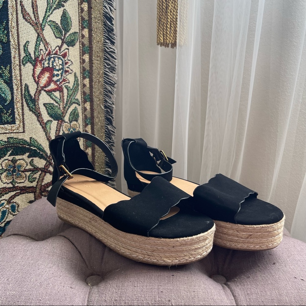 New Bamboo Black and Tan Suede Platform Sandals with Wicker Bases